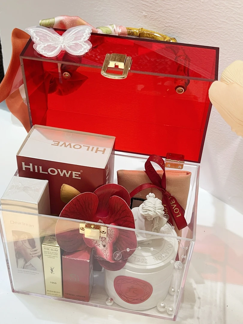 七夕限定礼盒/酒红亚克力丝绒女士礼盒