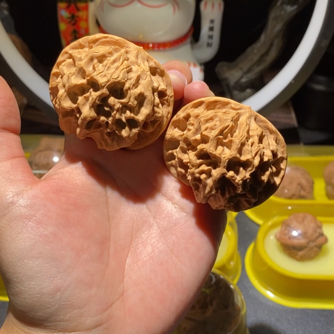 如***水吊坠文玩核桃帝王狮子头