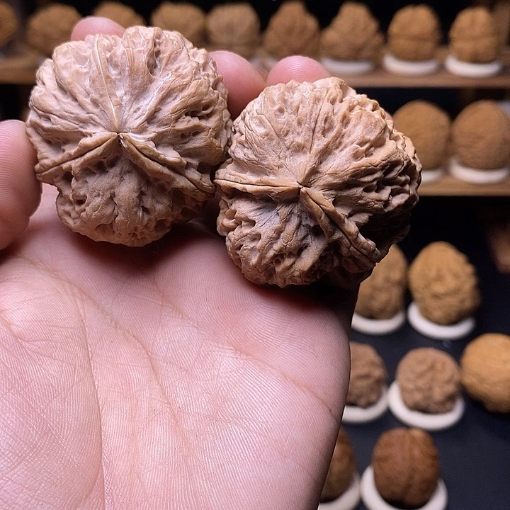 风****文玩核桃吊坠