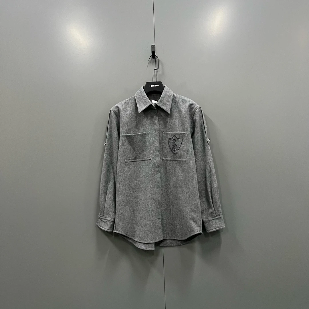 未使用 BURBERRY/博柏利 ab1119 020060 灰色刺绣翻领衬衫