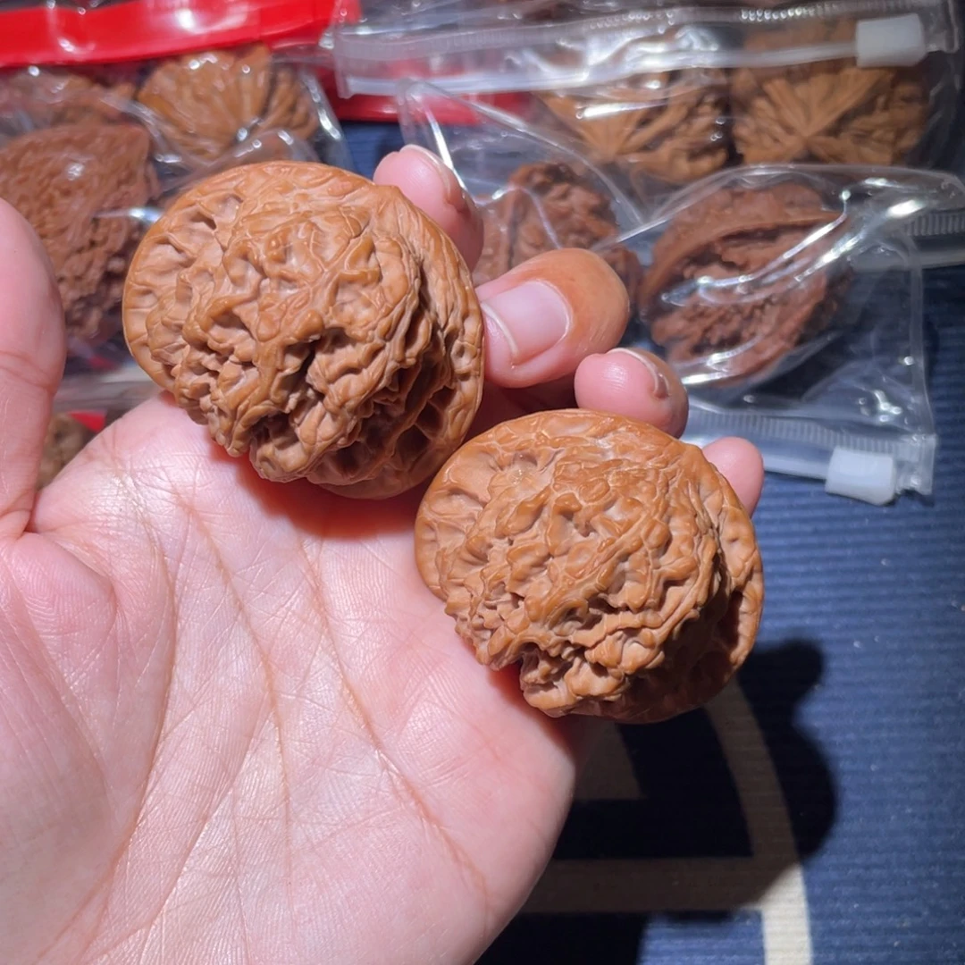 文玩核桃吊坠龙洞峪45