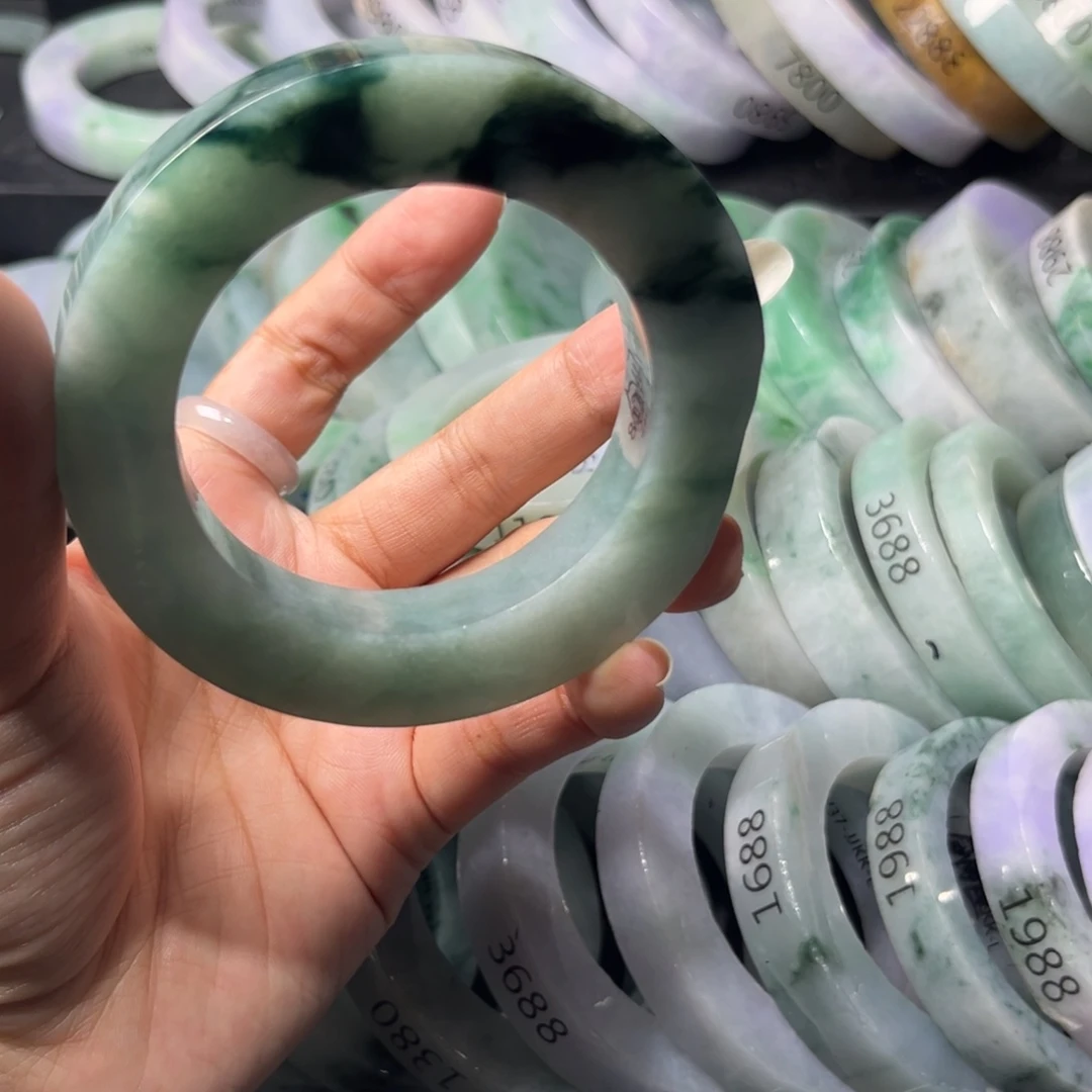 定制翡翠手镯未镶嵌