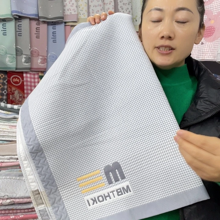 棉特价灰色小字母