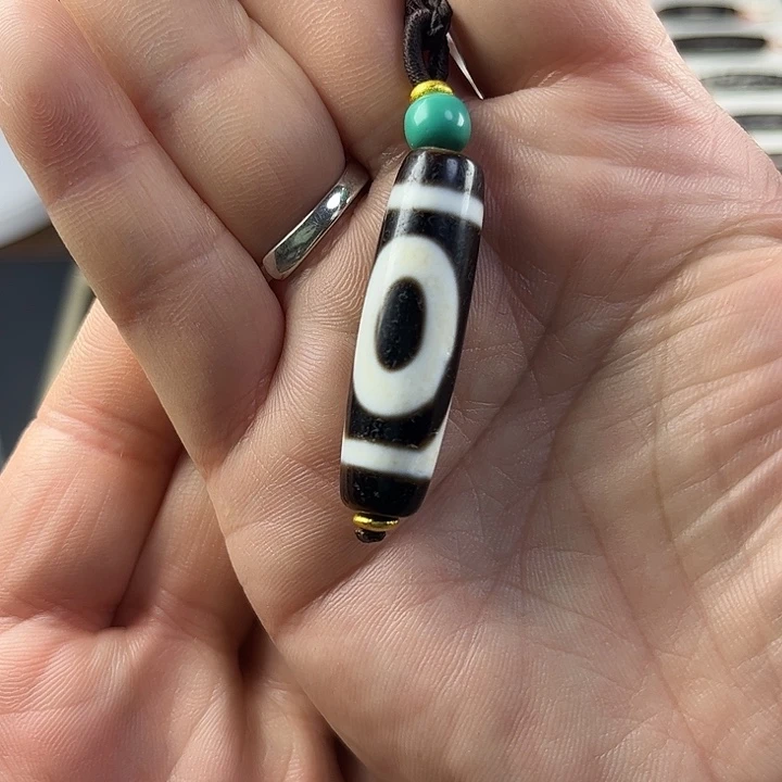 玛瑙/玉髓颈饰合金