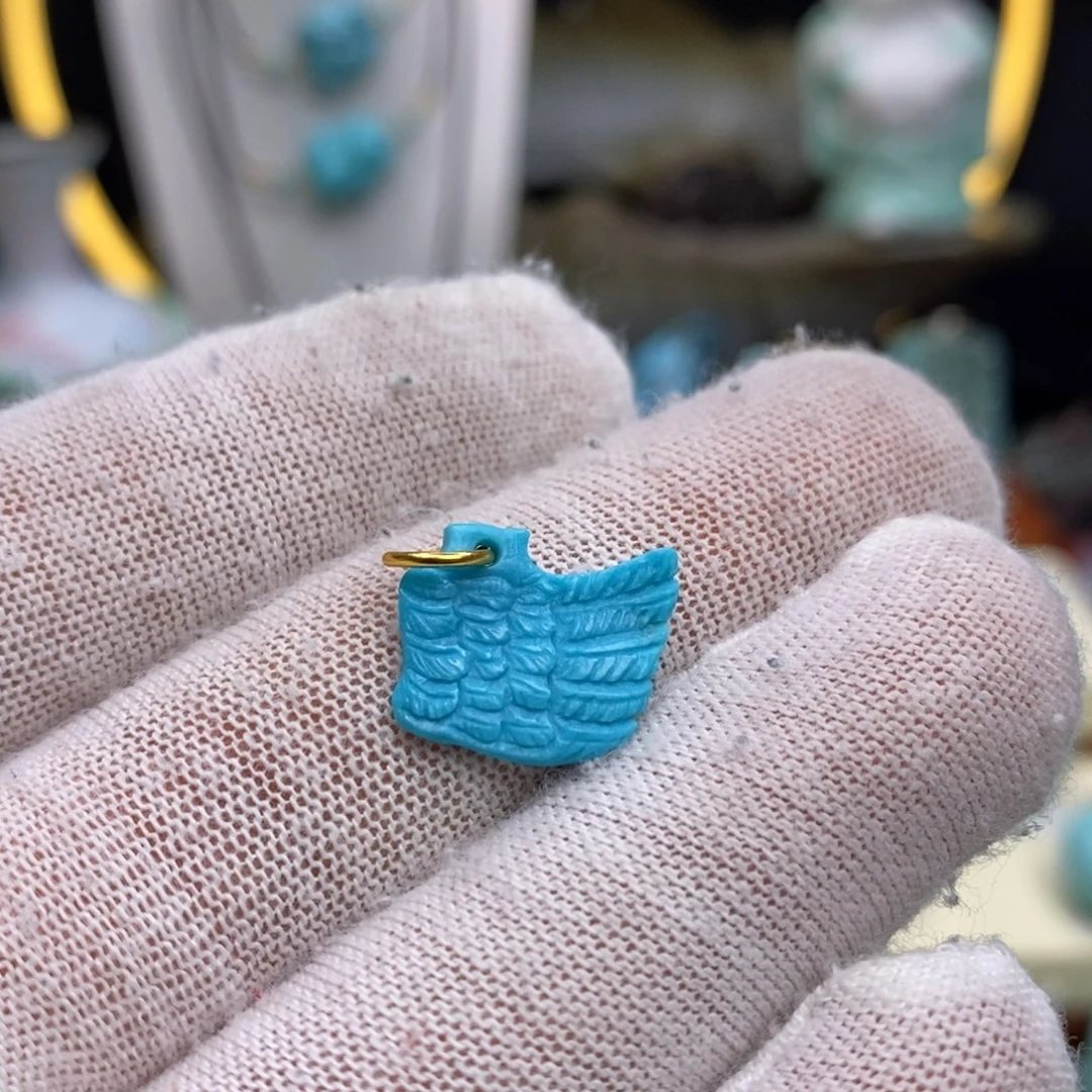 绿松石未镶嵌珠宝奇石