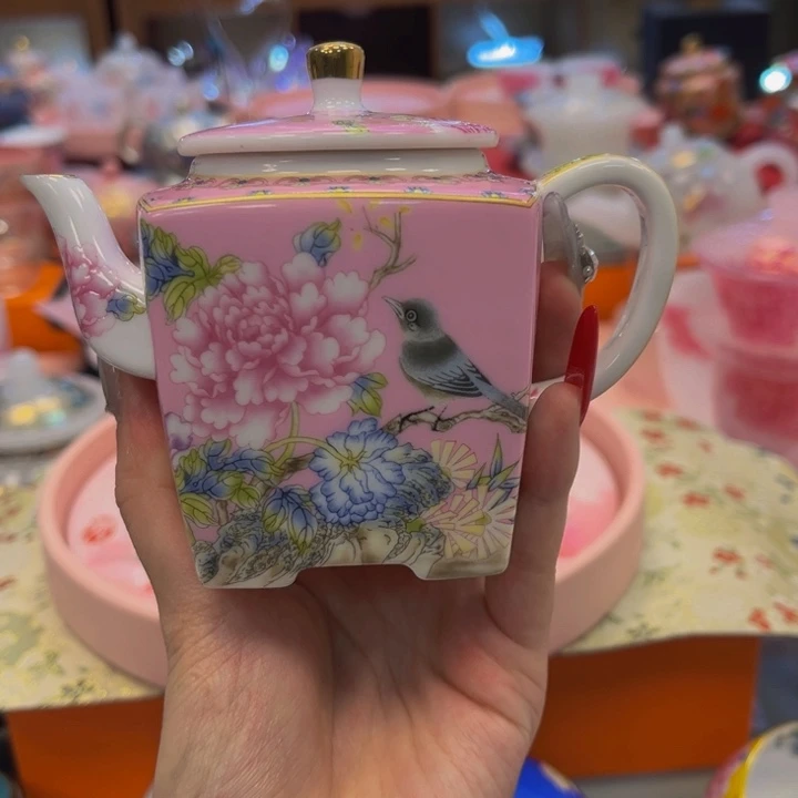 茶杯段泥啦啦啦啦啦啦