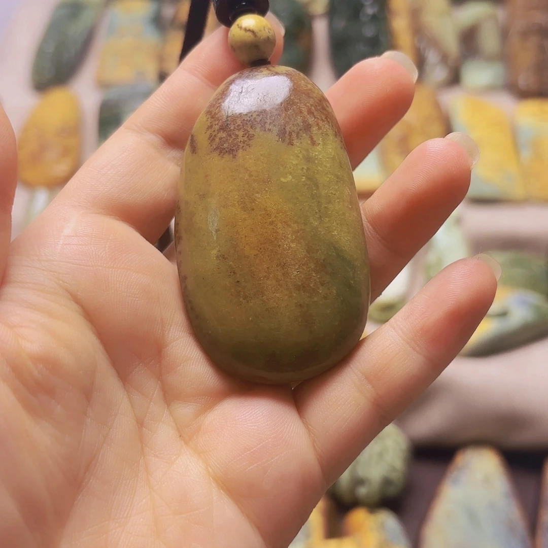 岫岩河磨玉（透闪石质玉）未镶嵌挂件