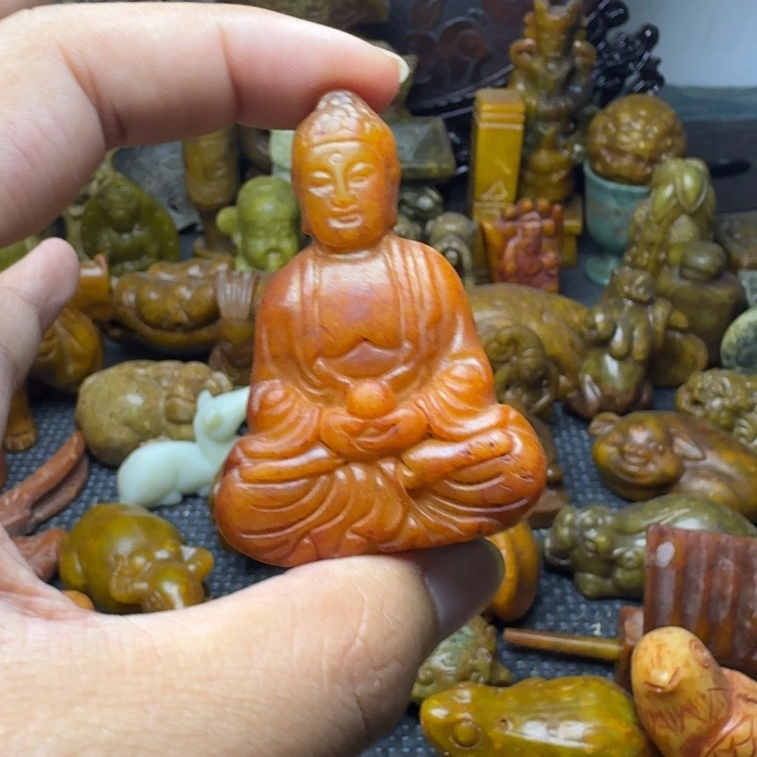 白玉菩提吊坠。。。