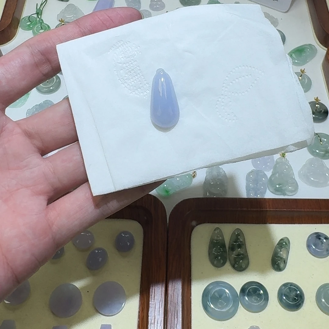 颈饰未镶嵌翡翠紫瓜