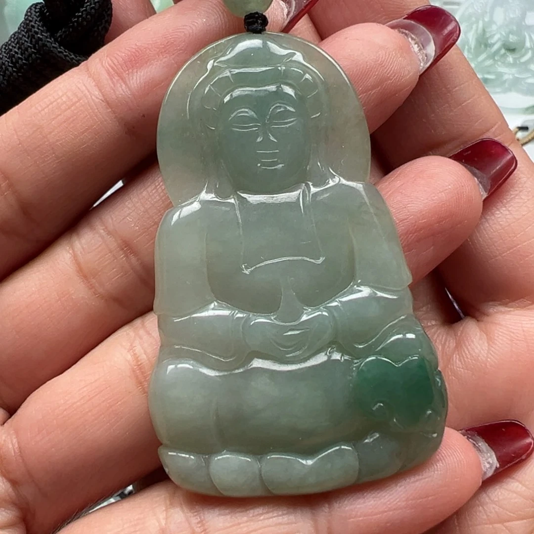 翡翠颈饰未镶嵌观音