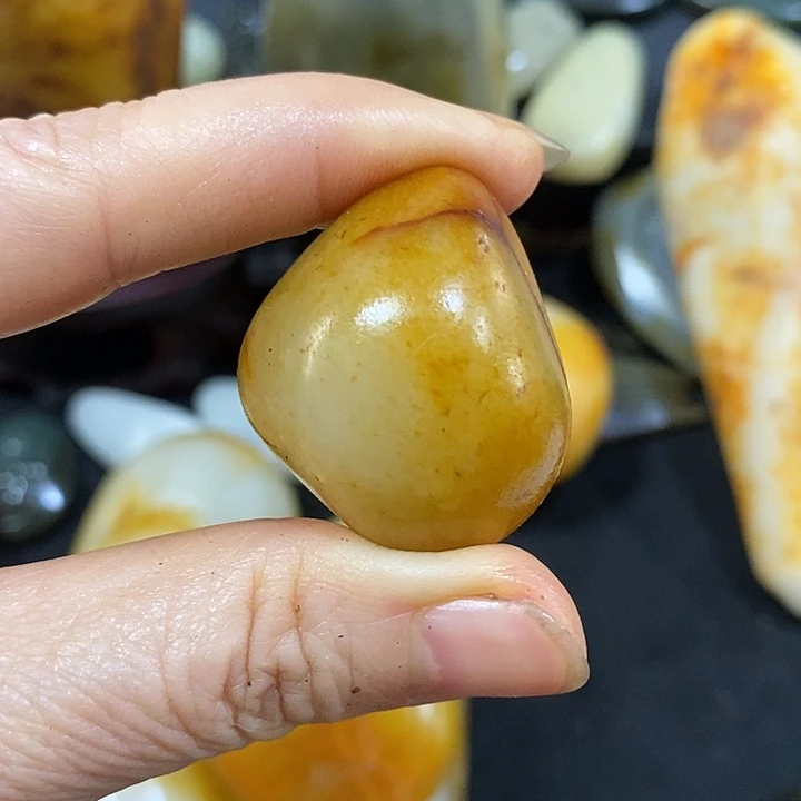 未镶嵌和田玉（糖玉）挂件