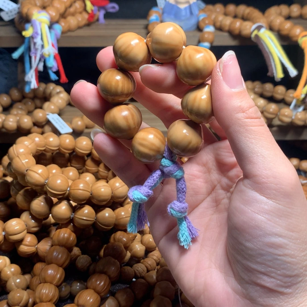【闪购商品】微瑕屁桃手捻手工雕刻