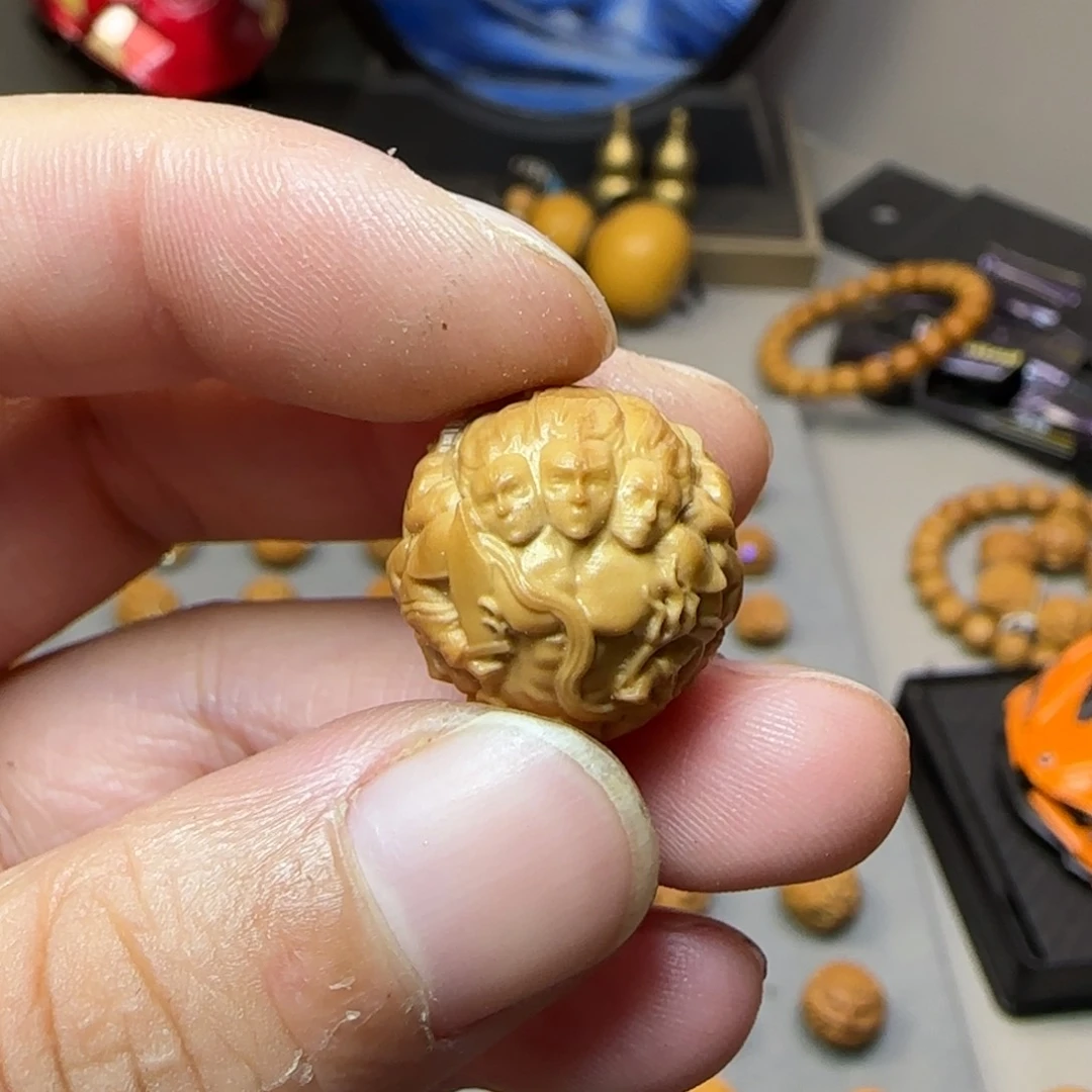 咕***ღ猴头核桃吊坠三头哪吒