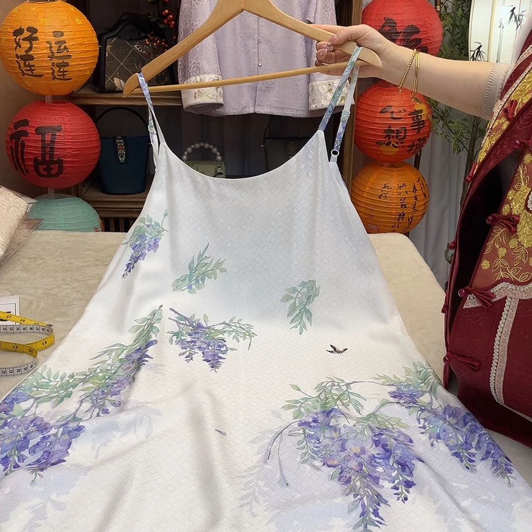 刺绣吊带裙紫藤花大码