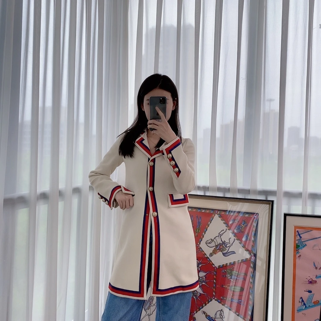 95新 GUCCI/古驰 麦殿/长款大衣白色拼红色36码/250429WHL2Z02