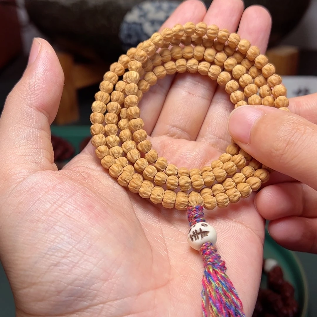 柏香籽/百香籽吊坠129.9