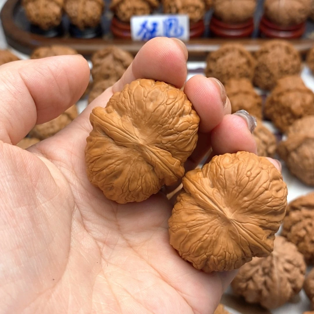 【闪购商品】文玩核桃把件40尺平谷元宝