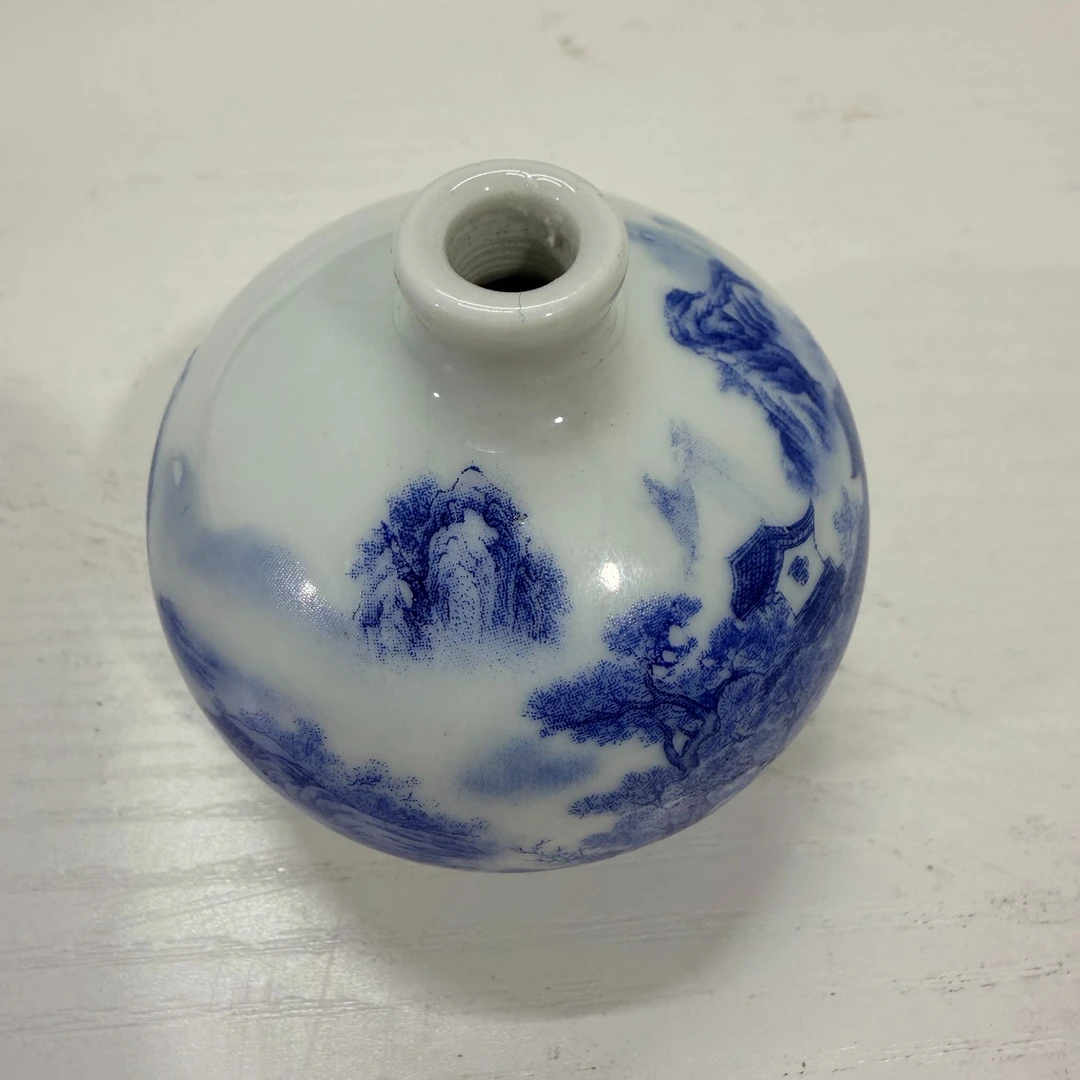 AAA [咨询客服链接] 青花小罐