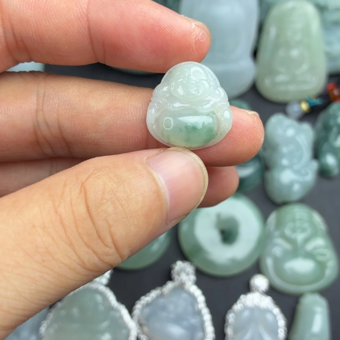 定制翡翠未镶嵌佛公