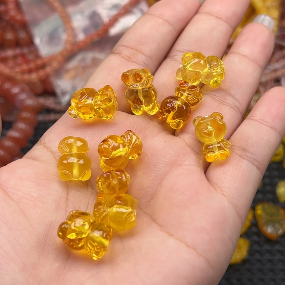 琥珀未镶嵌吊坠(不含链)多样性