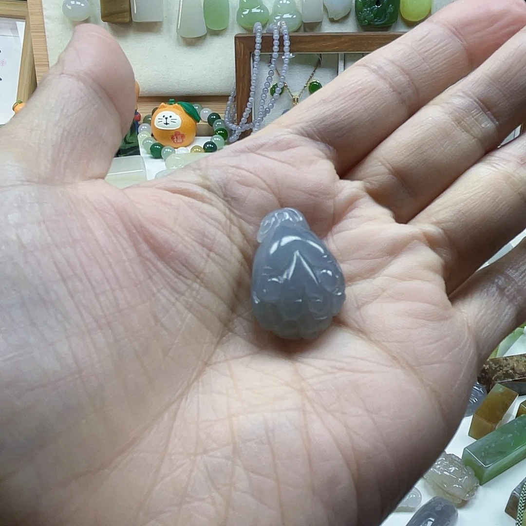 幸***家和田玉未镶嵌吊坠(不含链)