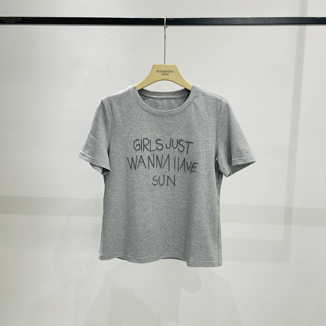 【麦丝】休闲百搭宽松显瘦刺绣字母简约舒适女士T恤 BW-88CV477