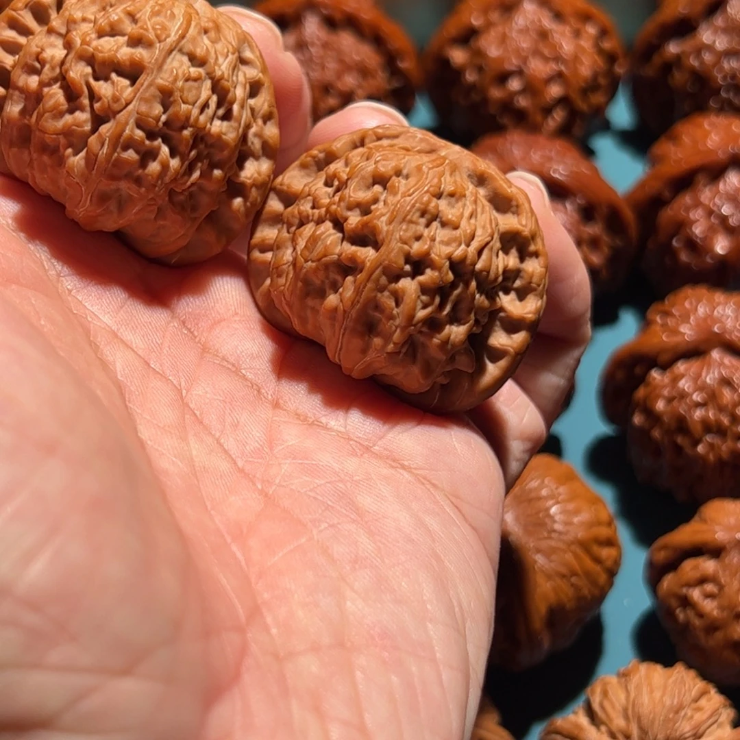 磨***基吊坠文玩核桃白狮子