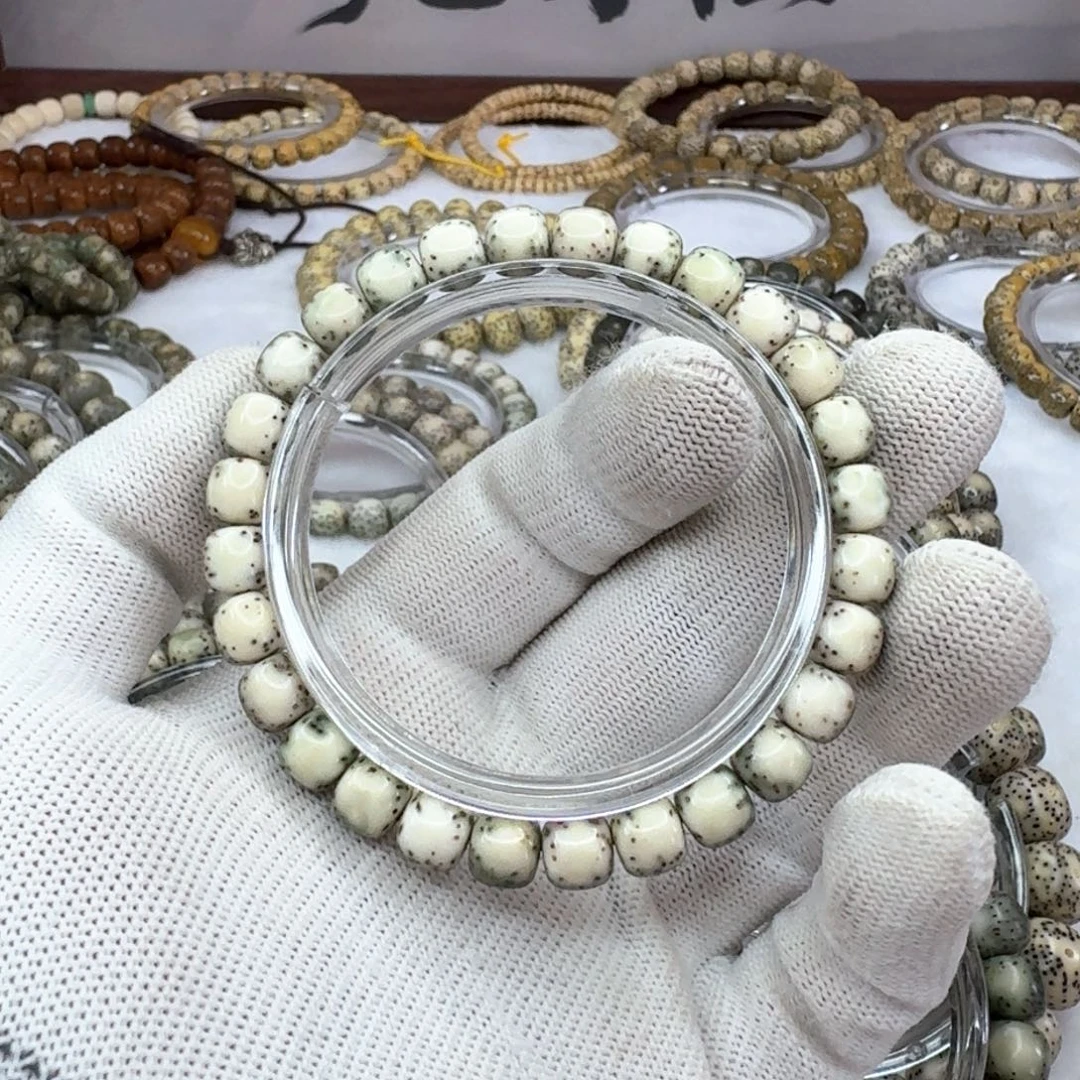 星月菩提手串434绿背河豚 8×7