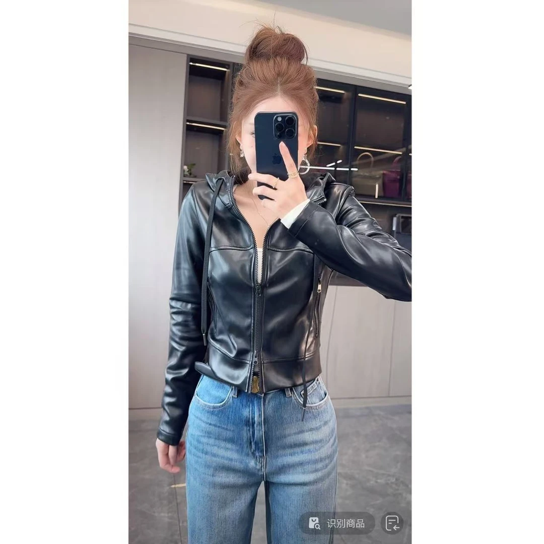 曼曼【挚爱皮衣】连帽蛋白皮加磨毛修身拉链皮衣外套3768#