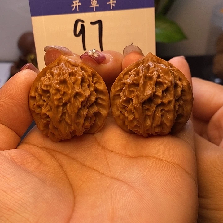 吊坠桃核刀子36有修s
