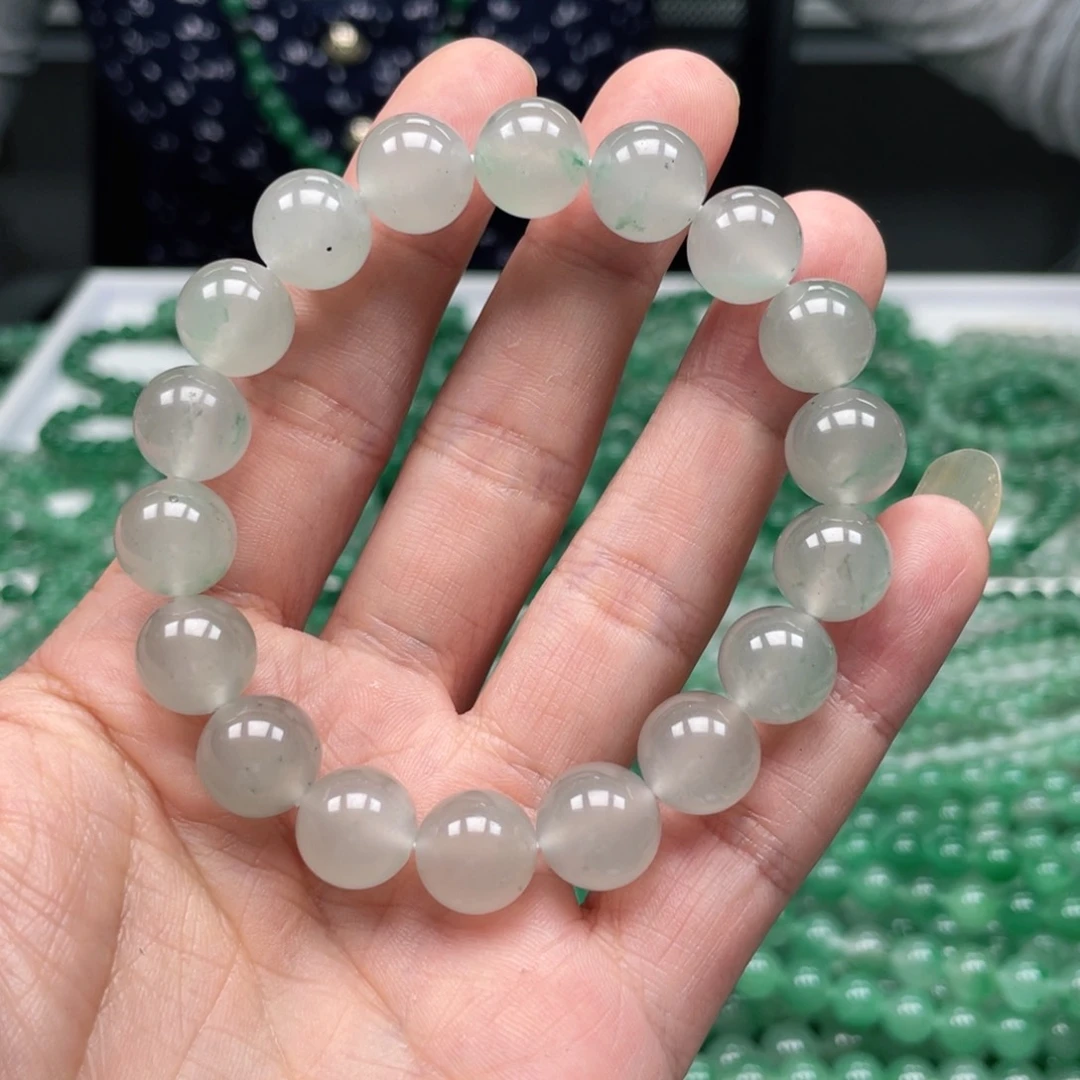 未镶嵌手链石英质玉（非洲翠）