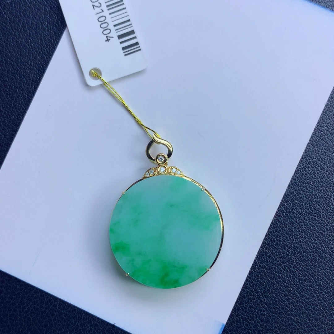 翡翠未镶嵌颈饰无事牌