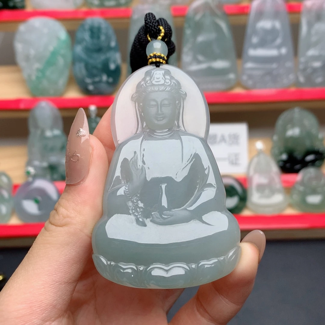 翡翠未镶嵌颈饰素衣
