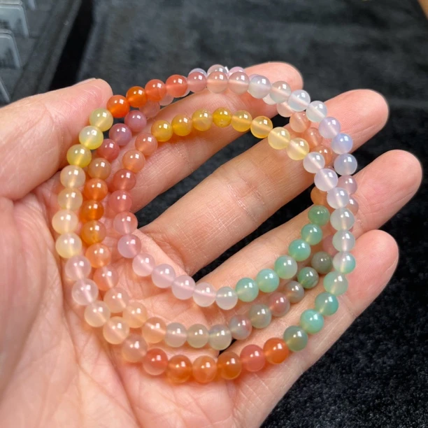 玛瑙三圈三彩多宝手串