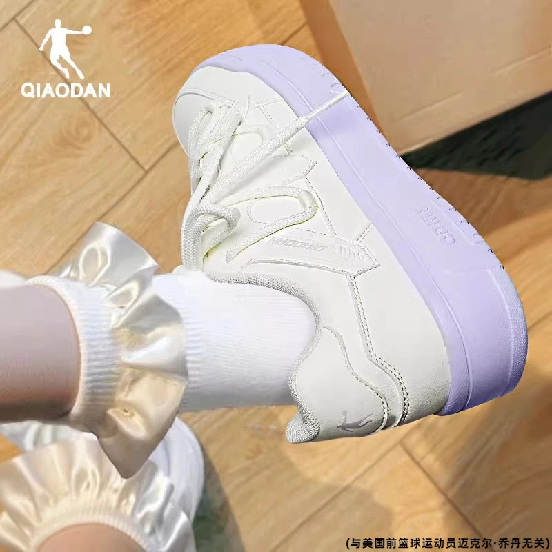 乔丹小白鞋女板鞋2025冬季新款厚底增高小众设计感休闲鞋子运动鞋