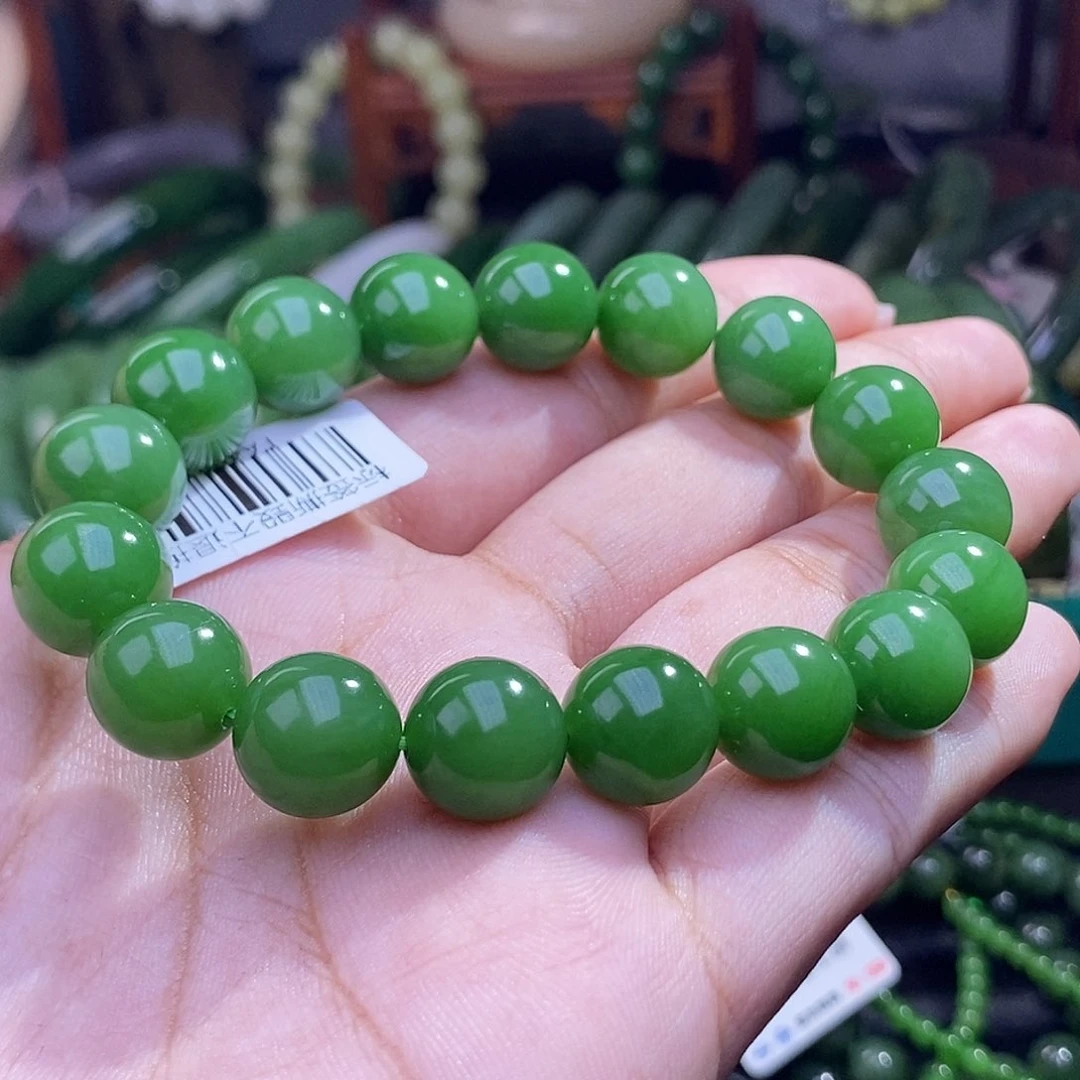 和田玉碧玉老矿粉绿手串约12m未镶嵌云****情