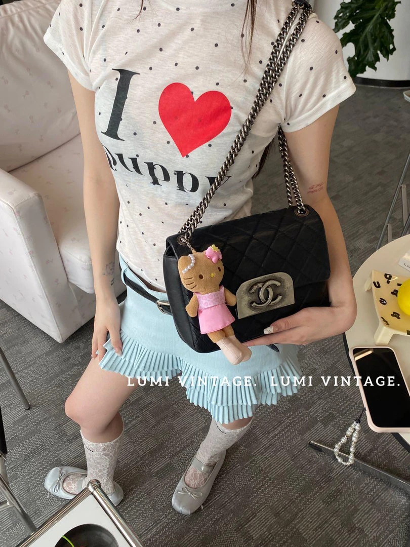 95新 Chanel/香奈儿 黑银油蜡皮翻盖链条包87689771