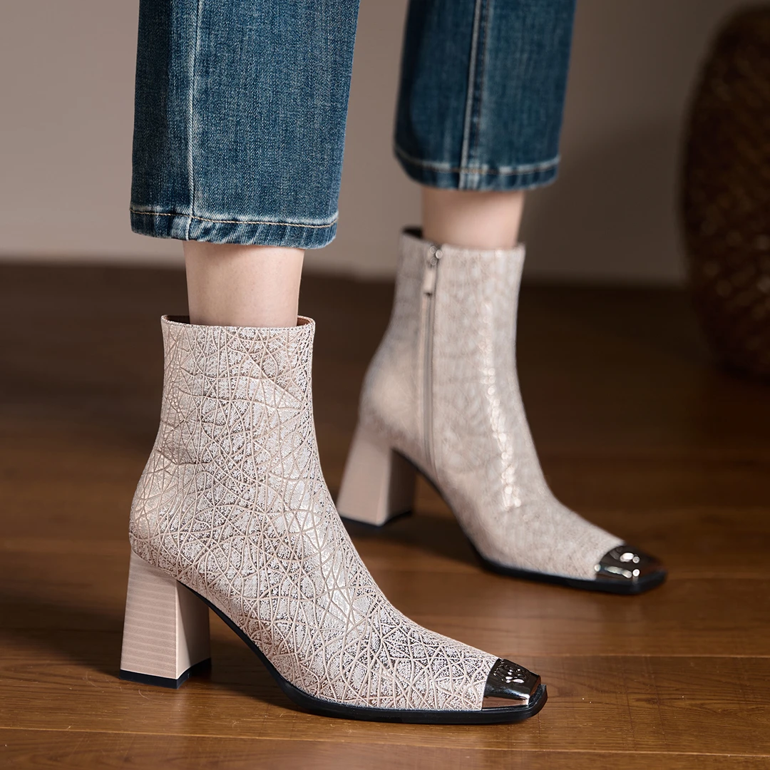 小个子手工女鞋7.5cm~黑色高跟短靴女不累脚粗跟百搭时装靴马丁靴