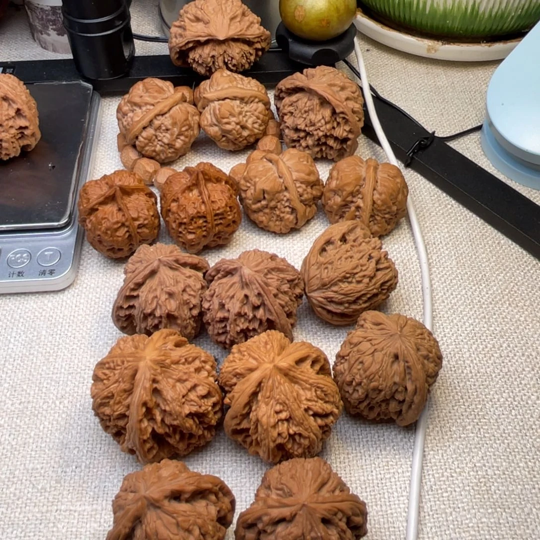 老***比把件文玩核桃南疆