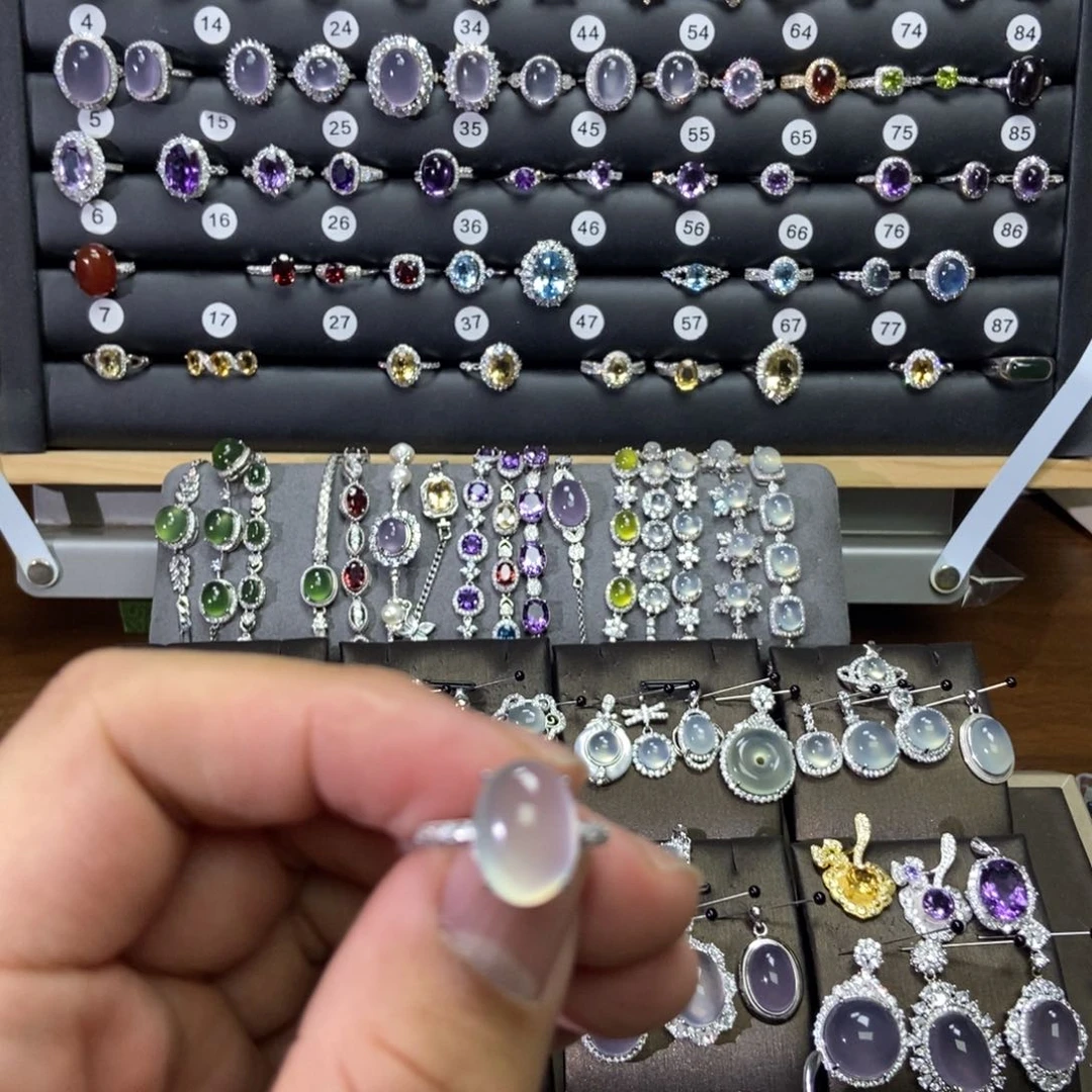 银S925镶嵌蛇纹石玉手镯?****?