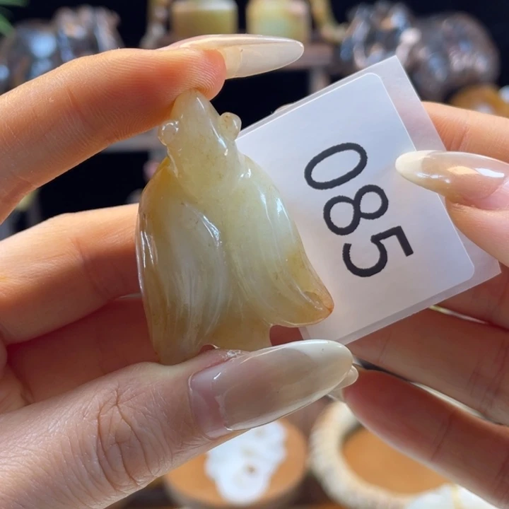 和田玉（糖玉）未镶嵌挂件