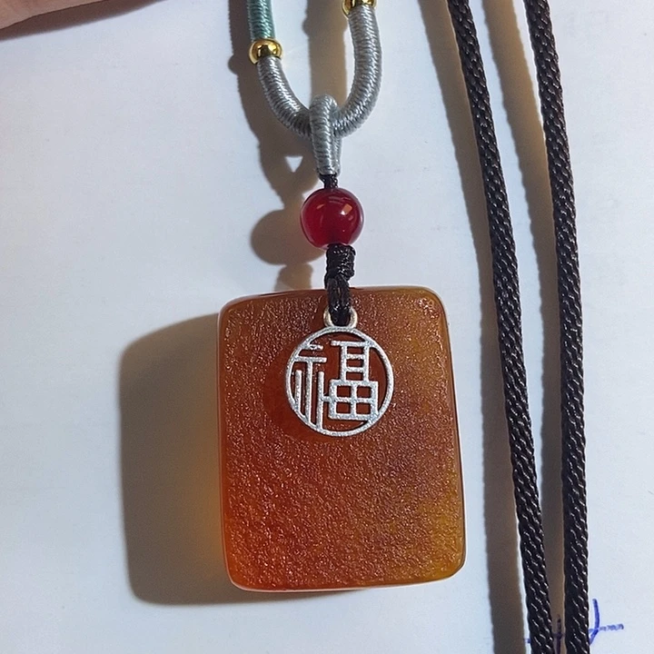 定制琥珀未镶嵌琥珀q