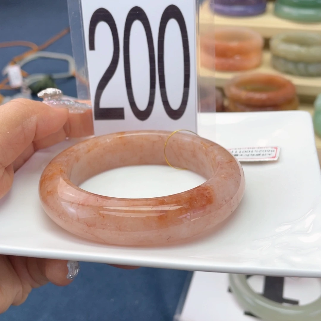 石英质玉未镶嵌手镯