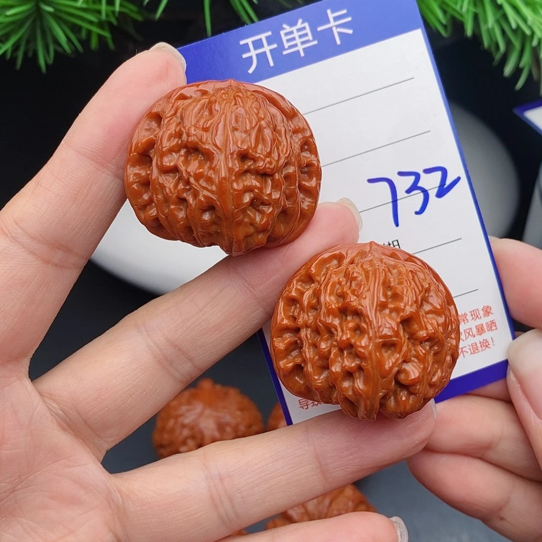 文玩核桃把件37闷白732