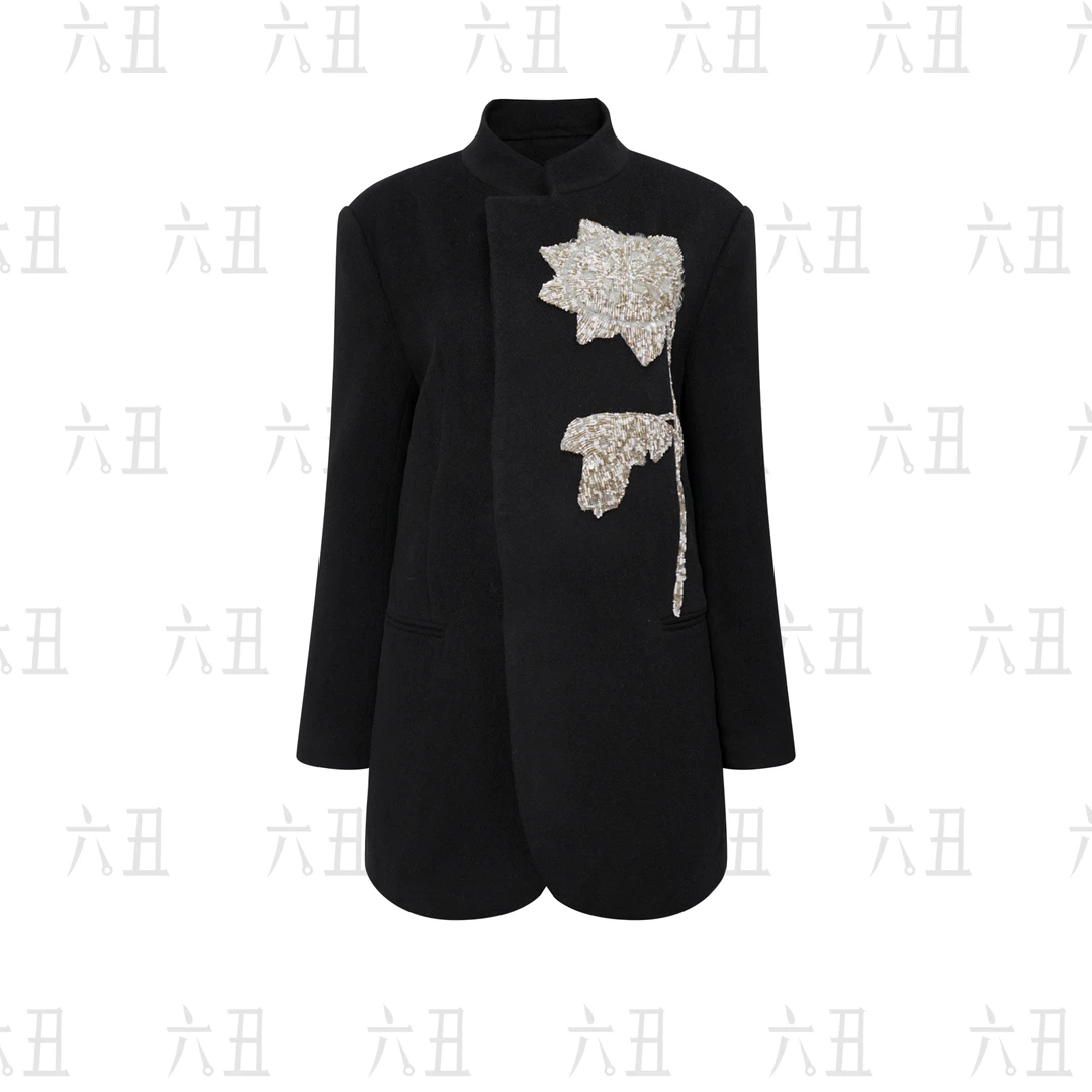 【六丑】新款冬季高级显瘦时尚百搭毛呢刺绣外套511ADY0219