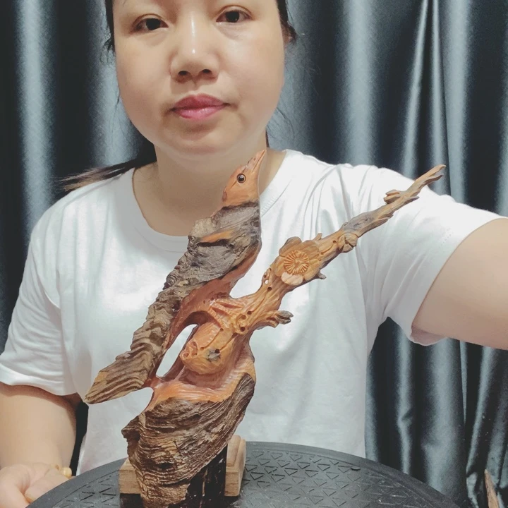 笑**生百年树的设计风格