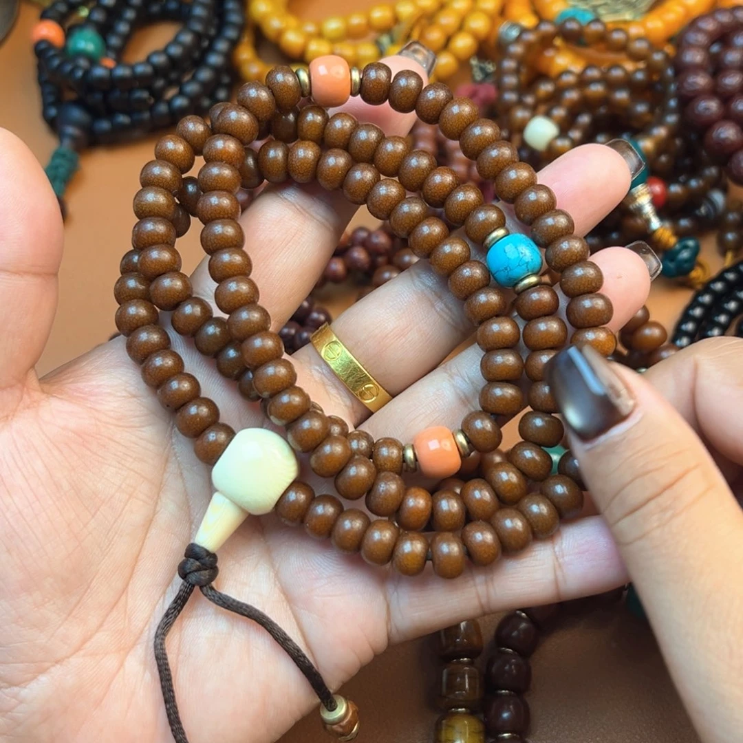 l***.泥塑………………..，………………