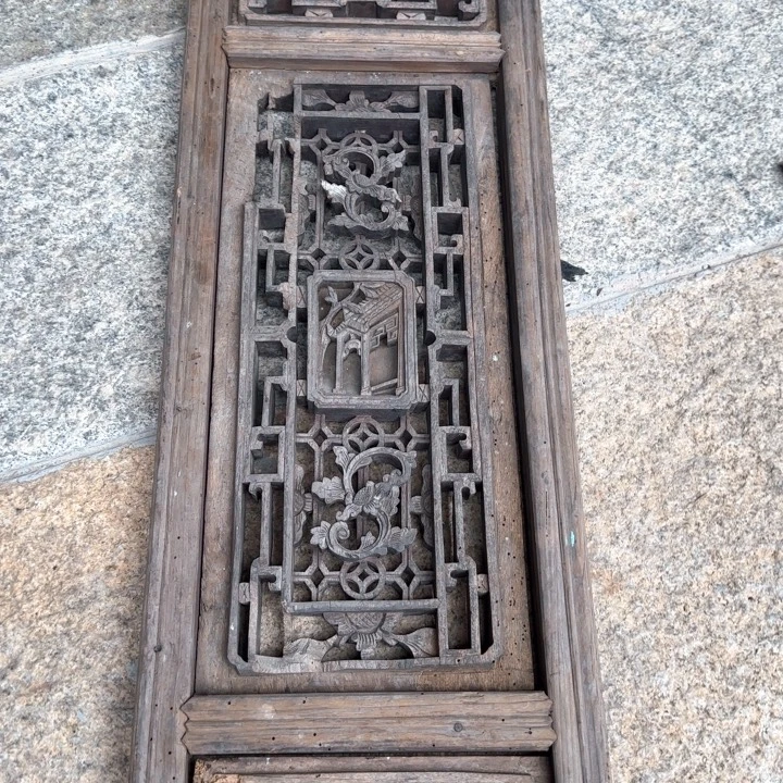 用***0香榧木香樟木木雕一片