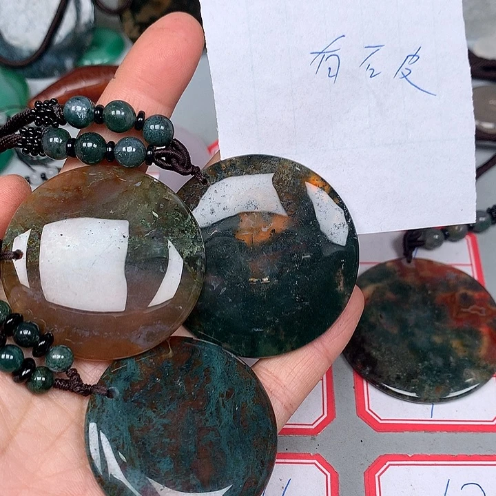 静****玛瑙/玉髓未镶嵌颈饰