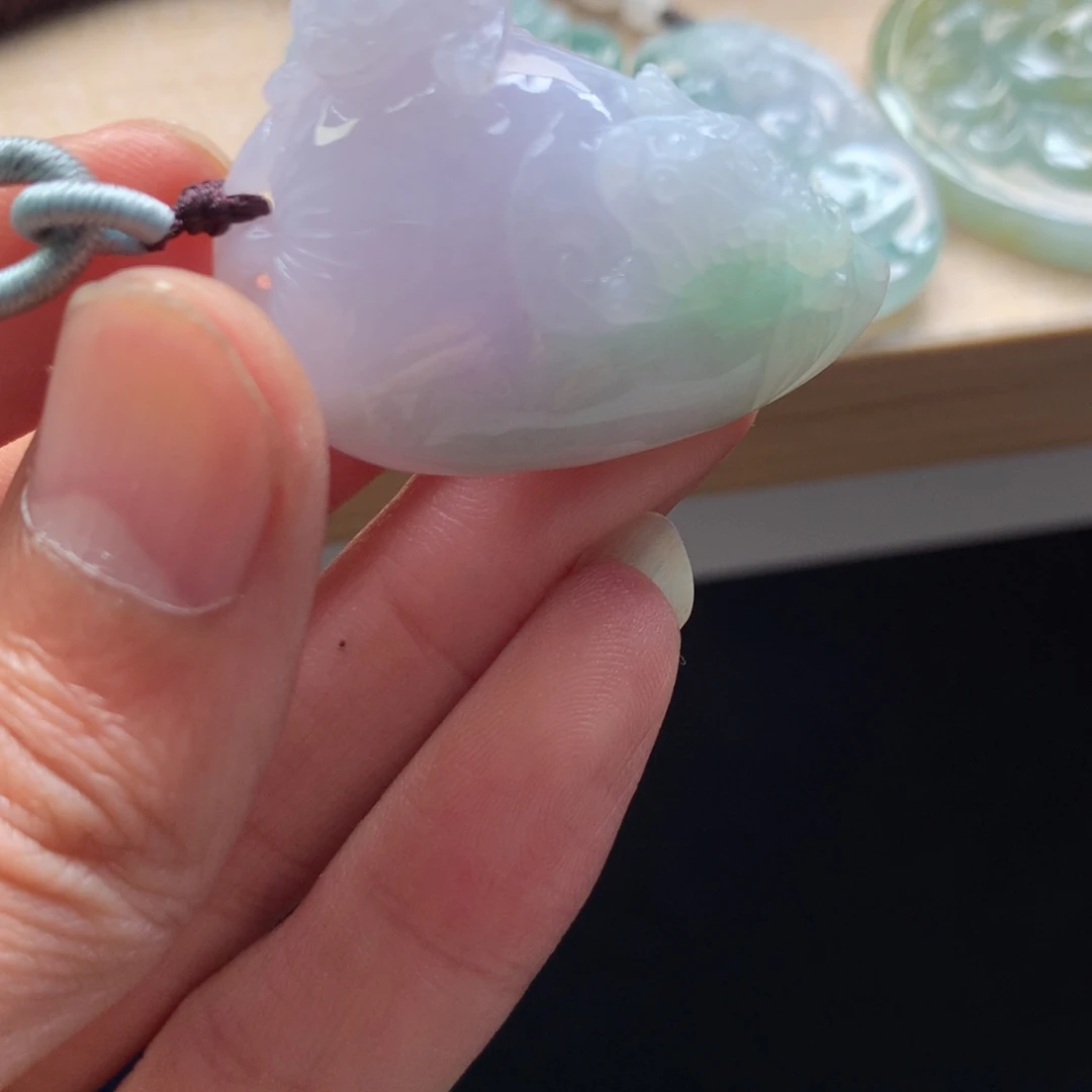 颈饰未镶嵌翡翠吊坠